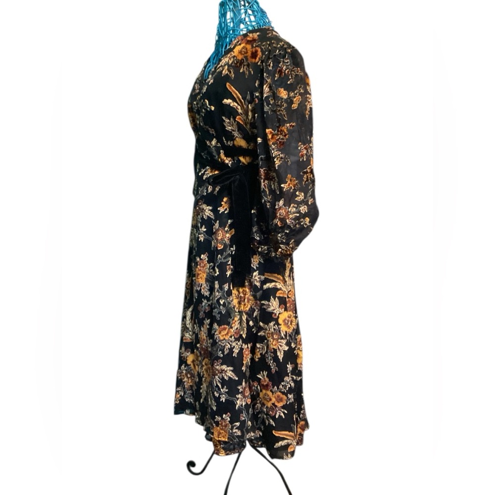 Hutch Amerie Midi Wrap Dress - Picture 5 of 8